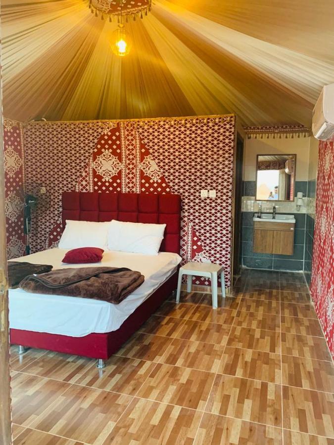 Отель Maraheb Luxury Camp Вади-Рам Экстерьер фото